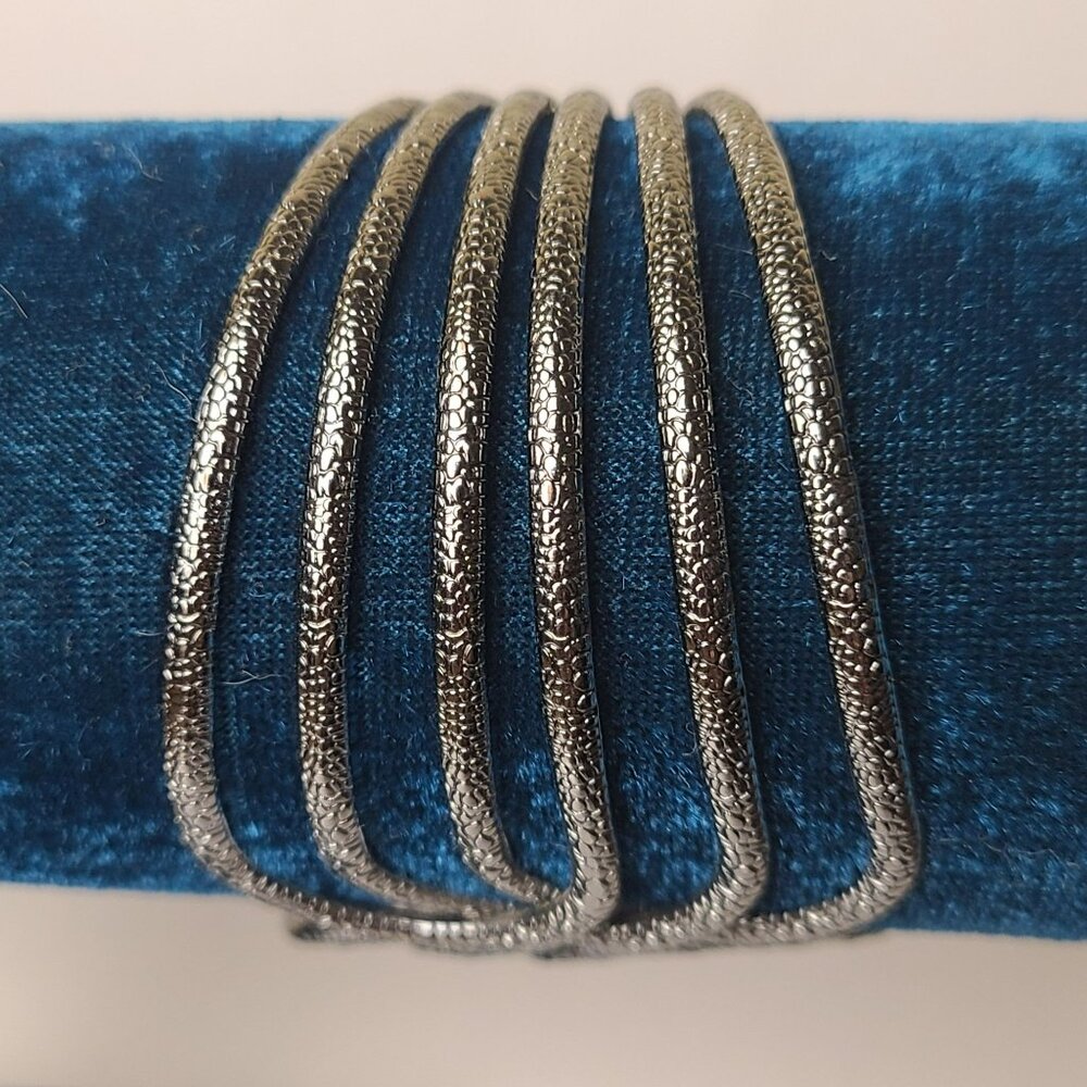 Antiqued Silver/Pewter-Tone Hammered Metal Wire Cuff Bracelet Fashion OSFM - Picture 4 of 9